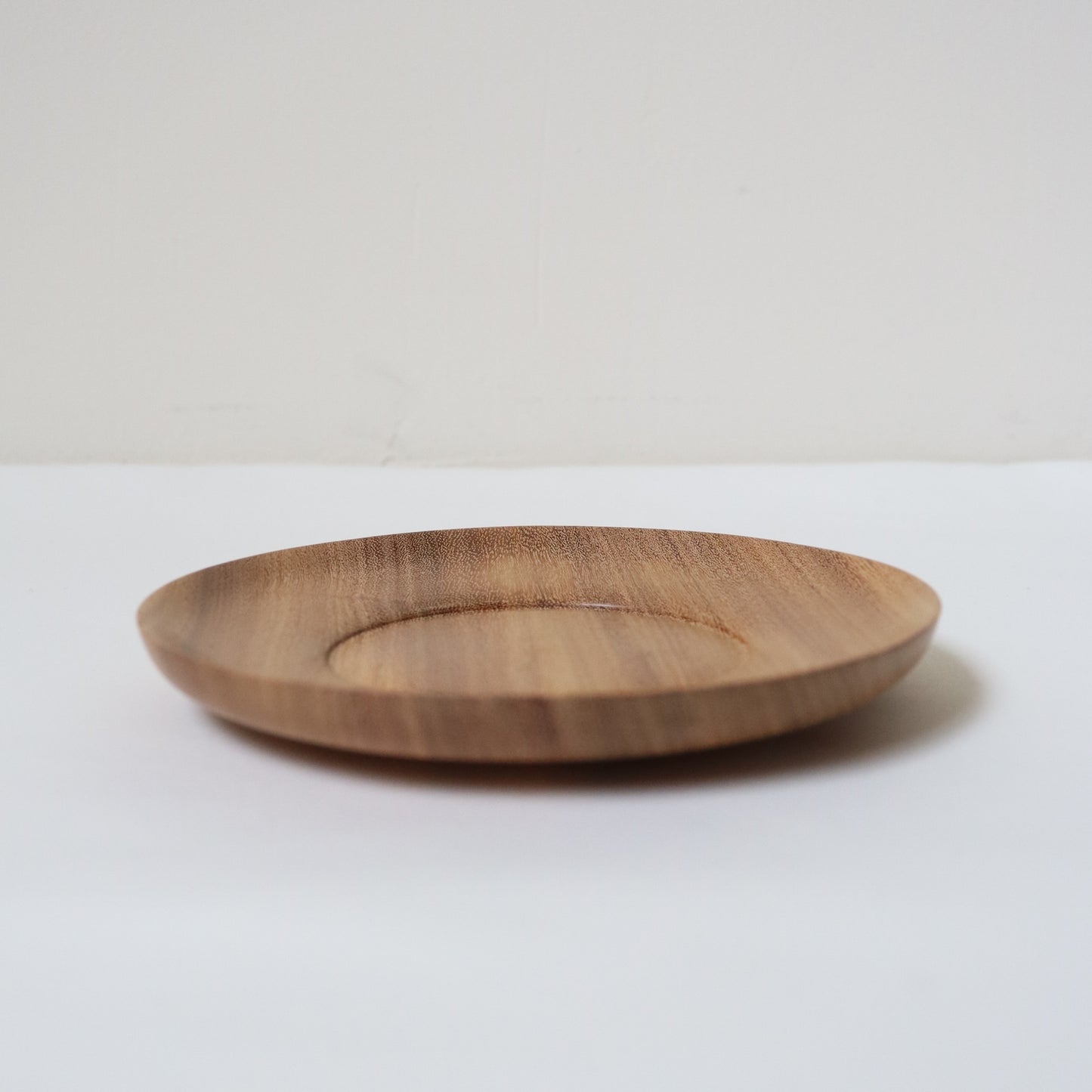 SET OF 2 HANDTURNED MEDIUM PLATE