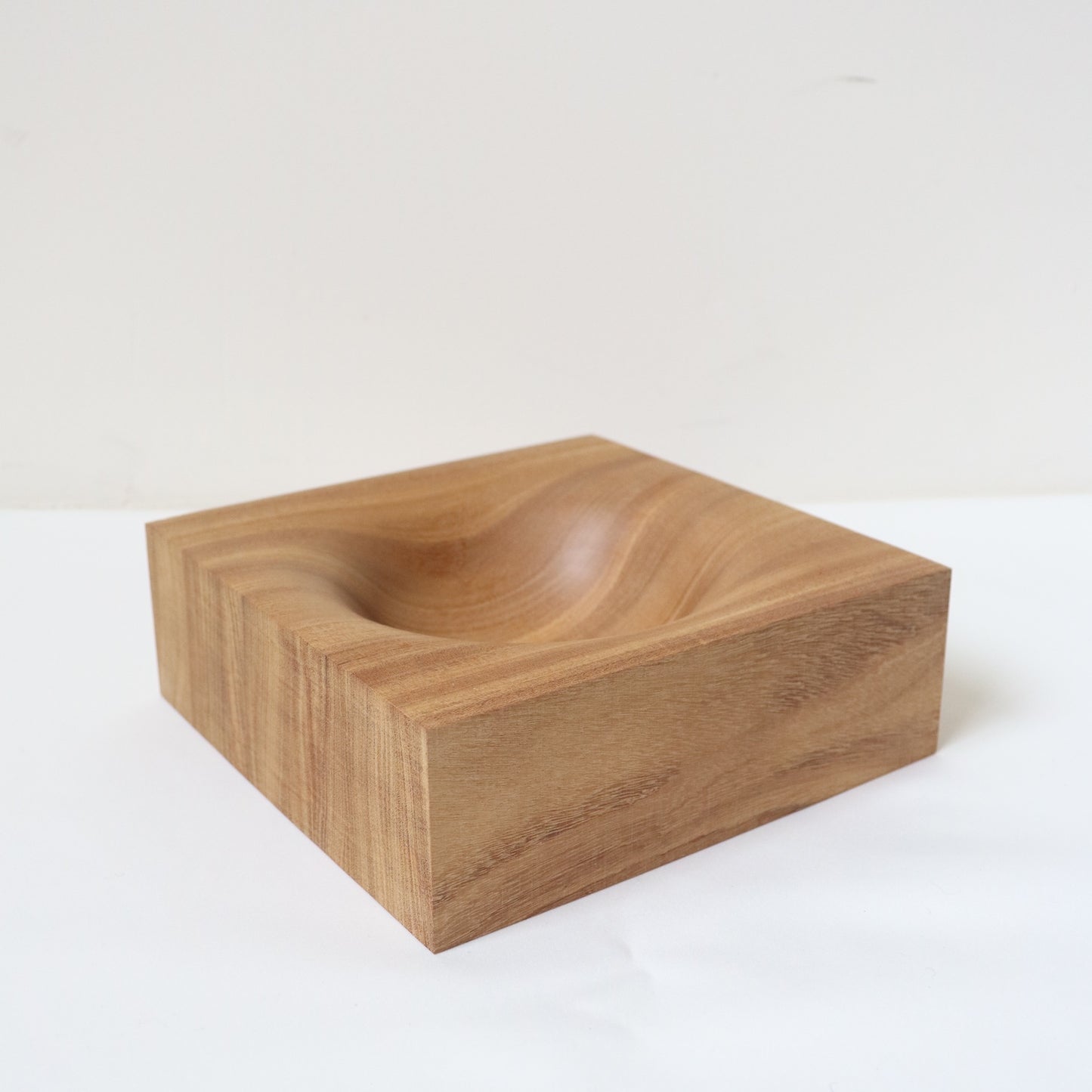 HANDTURNED VIDE PLATE