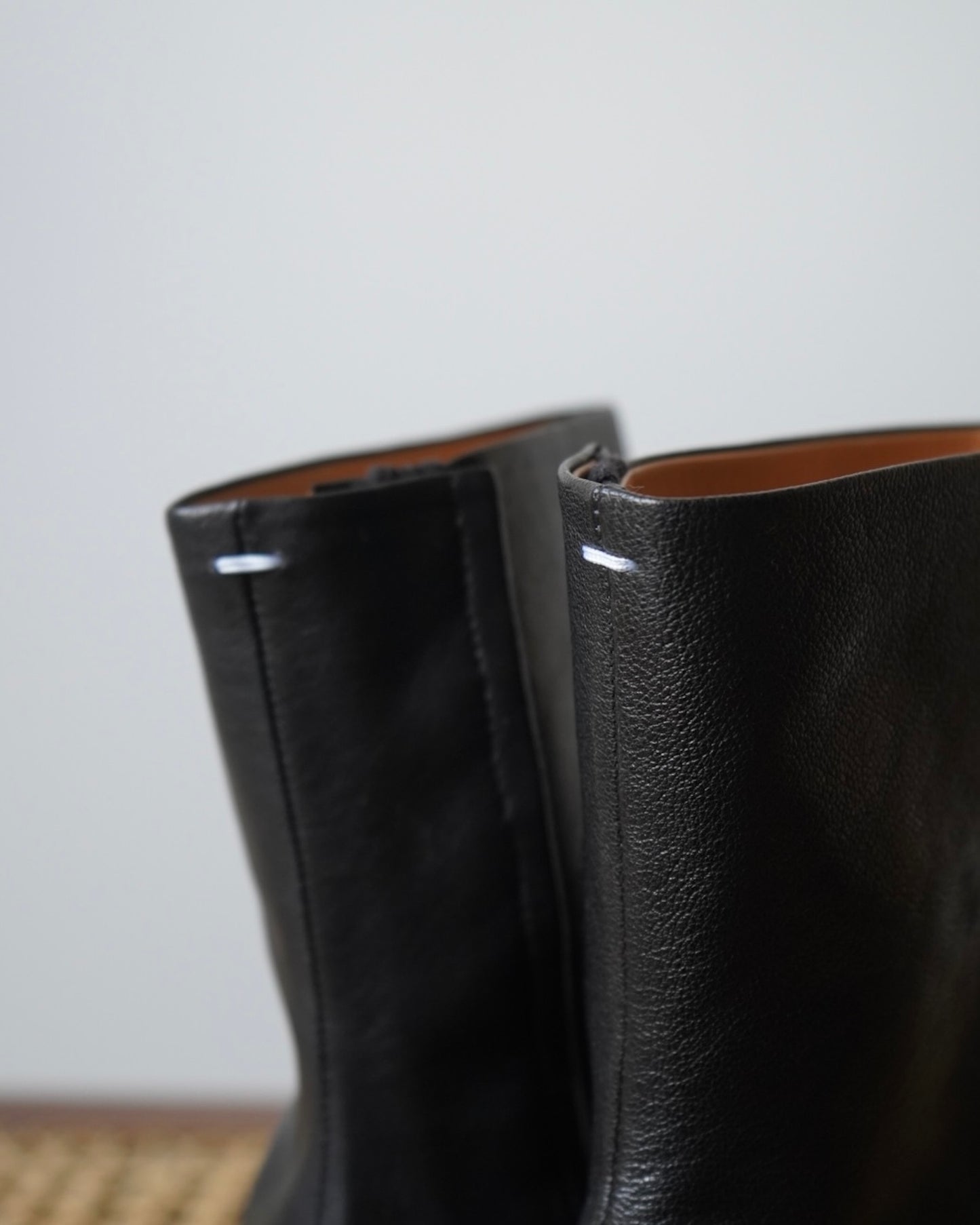 S58WU0246 TABI BOOTS