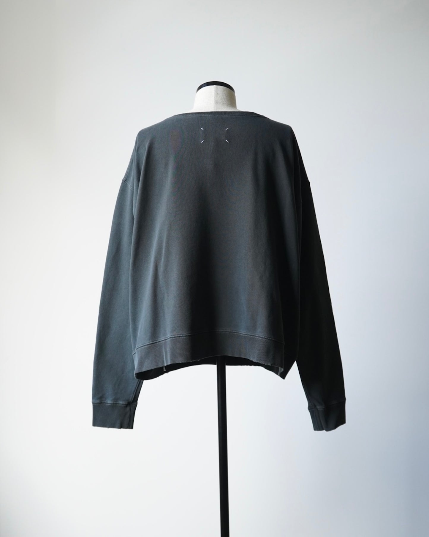 S50GU0235 STAMP LOGO SWEATSHIRT