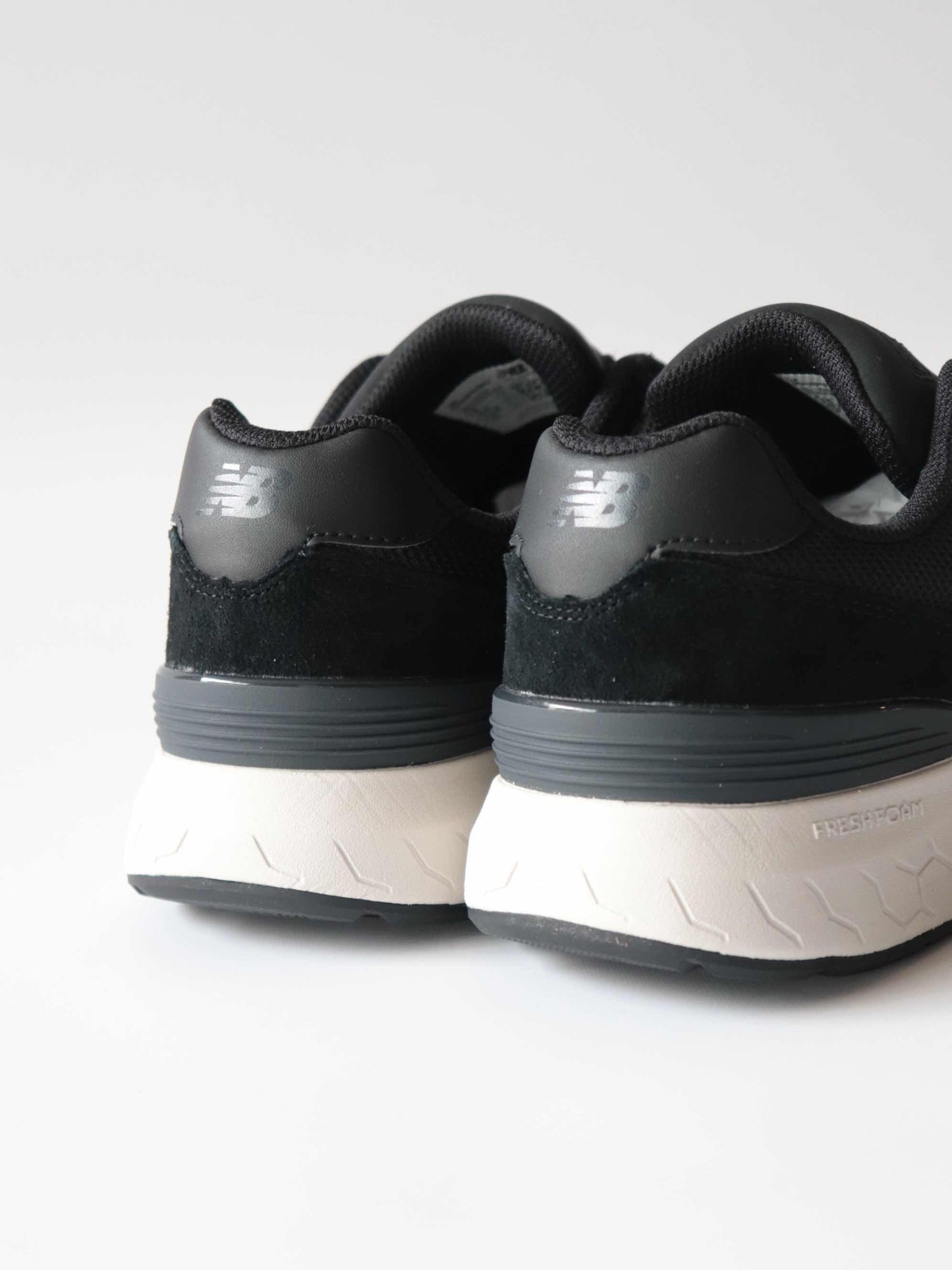 Walking Fresh Foam 880 v6