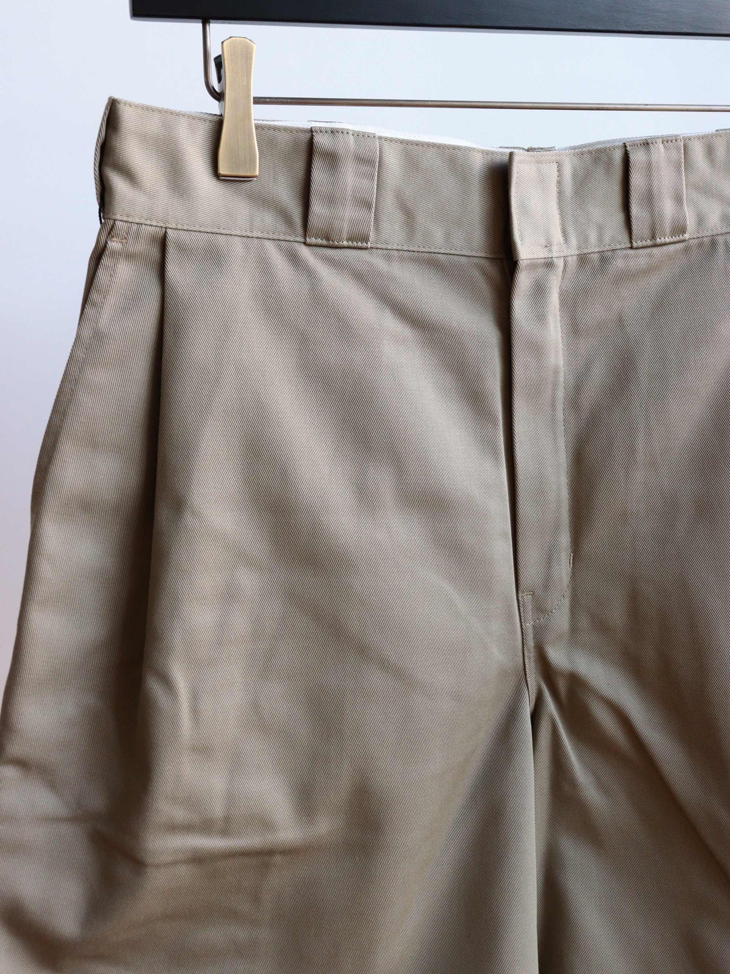 × Dickies HALF PANTS