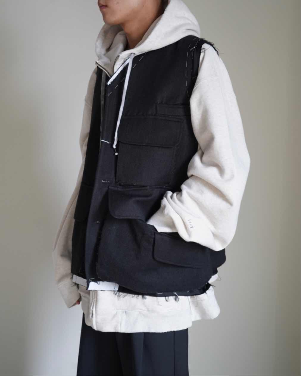 S50FB0109 SLEEVELESS WOOL JACKET