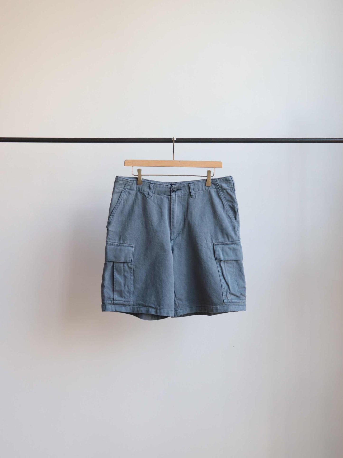 BUCKET CARGO SHORTS