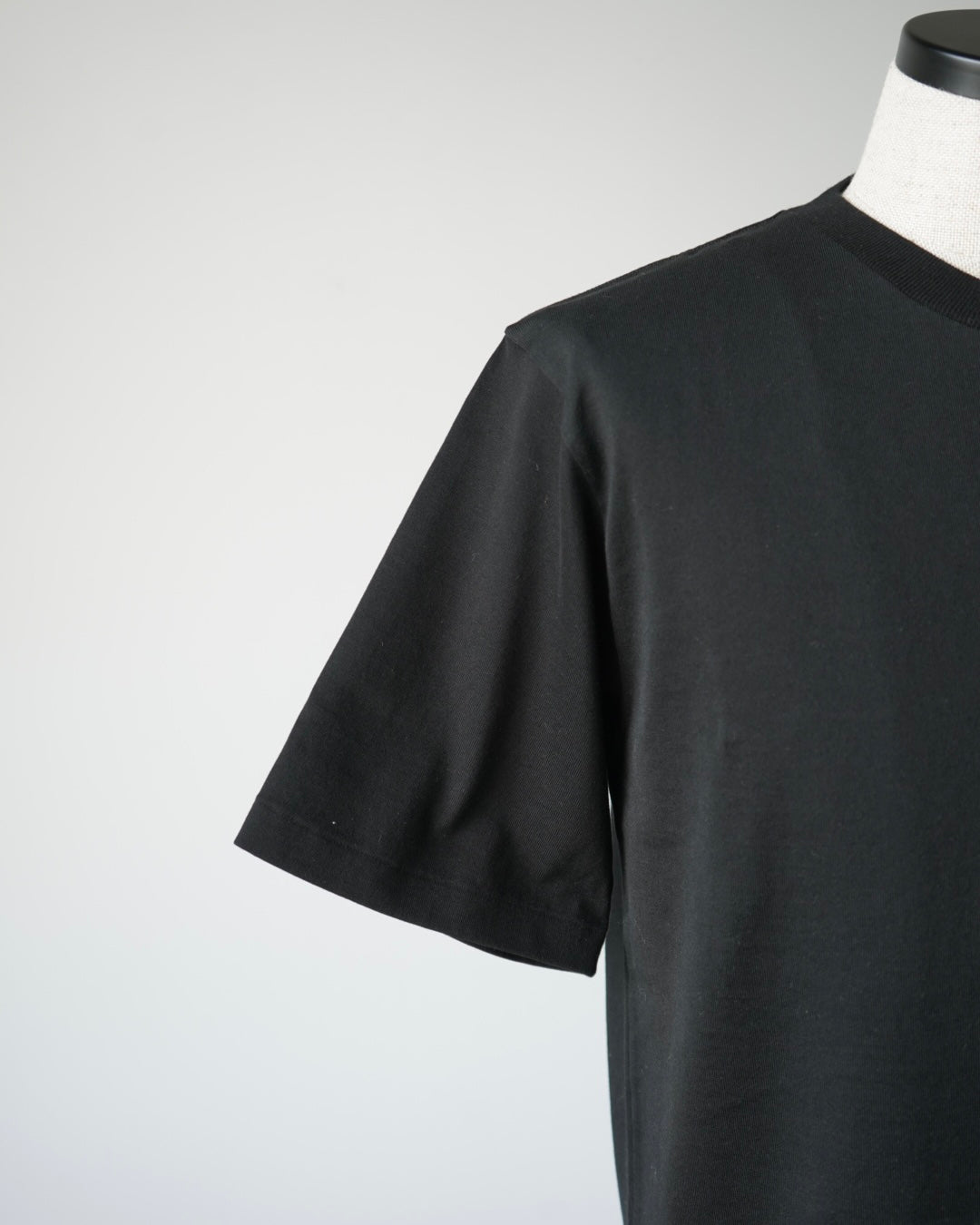 LUSTER PLAITING TEE