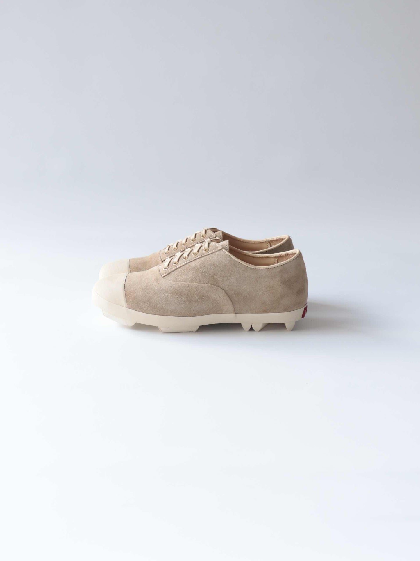 P.T.U TRAINER-FOLK W