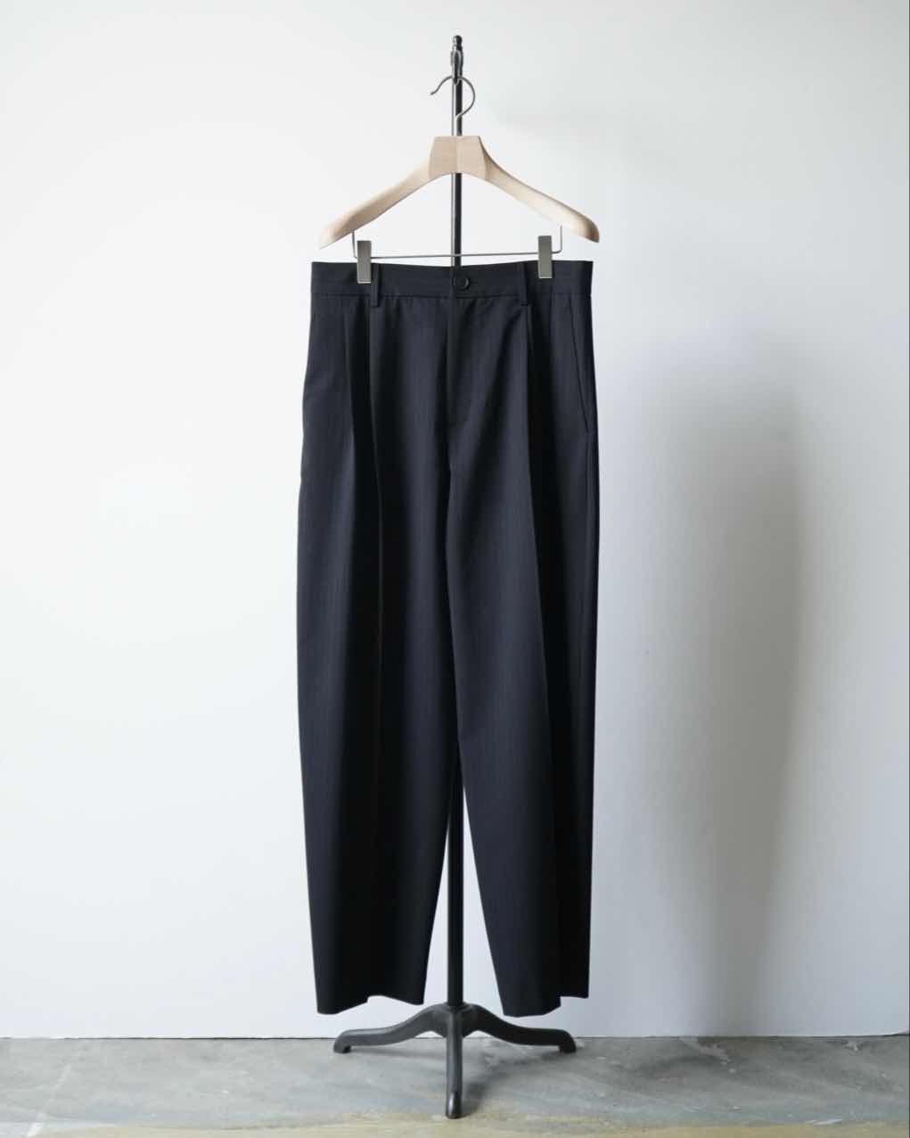 DOUBLE PLEATED WIDE PANTS