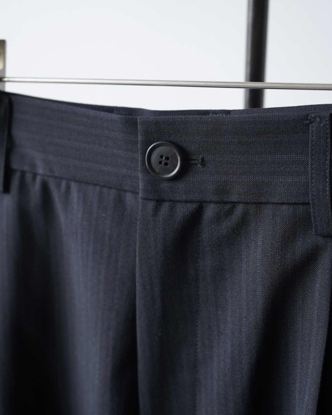 DOUBLE PLEATED WIDE PANTS