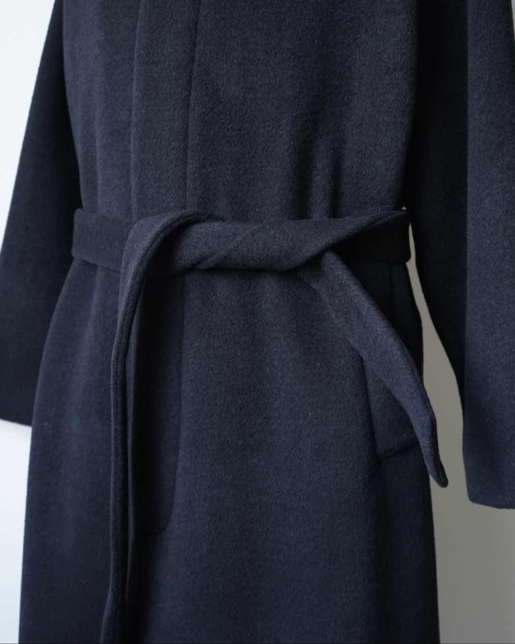 OVERSIZED COAT WITH LEATHER PATCH