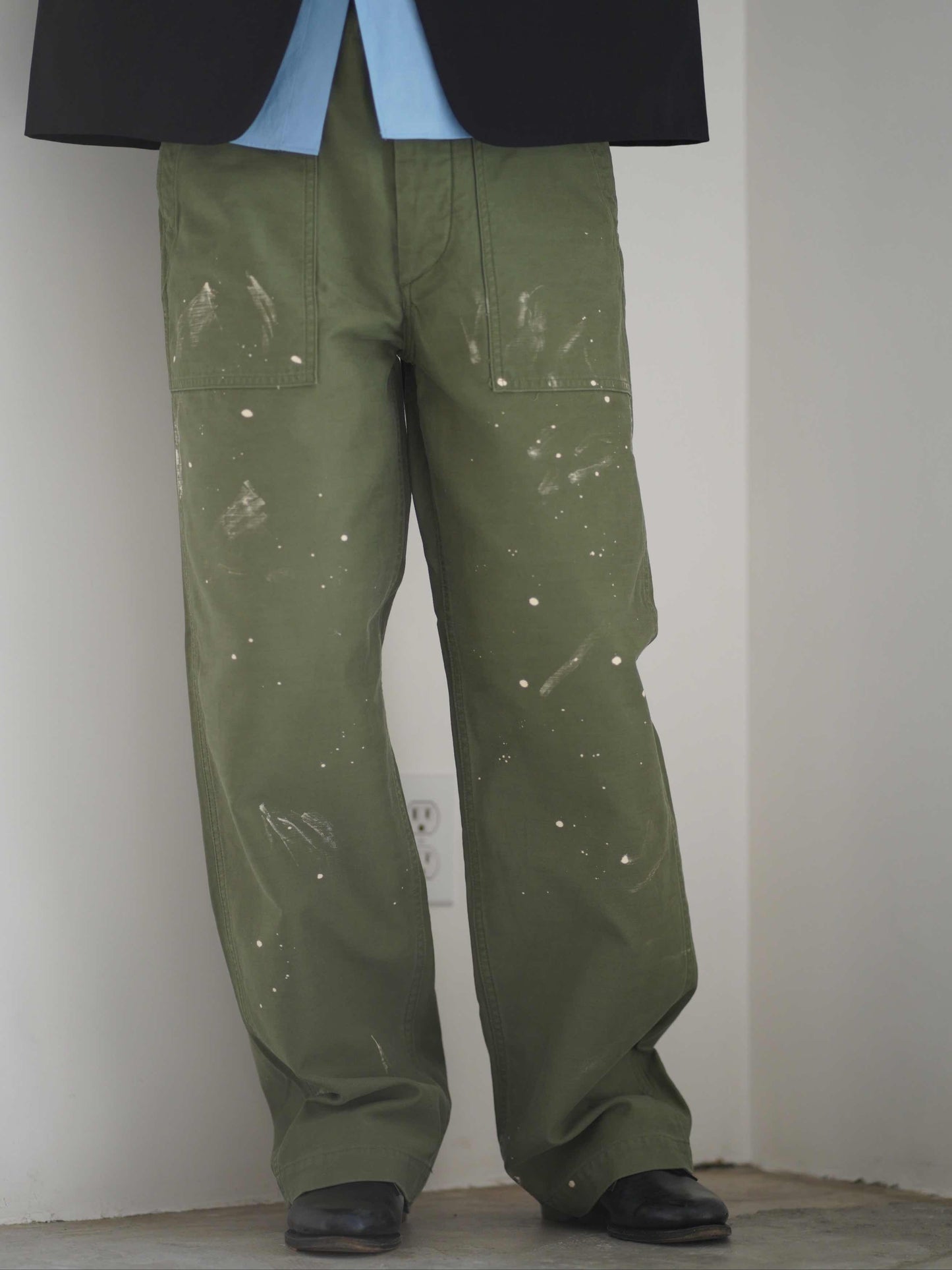 WASHED BAGGY SATIN BLEACHED BAKER PANTS