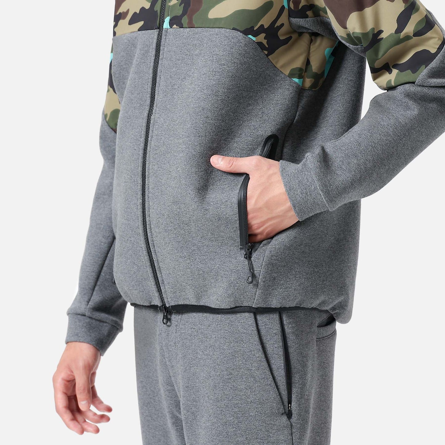 VENTILATION HOODIE