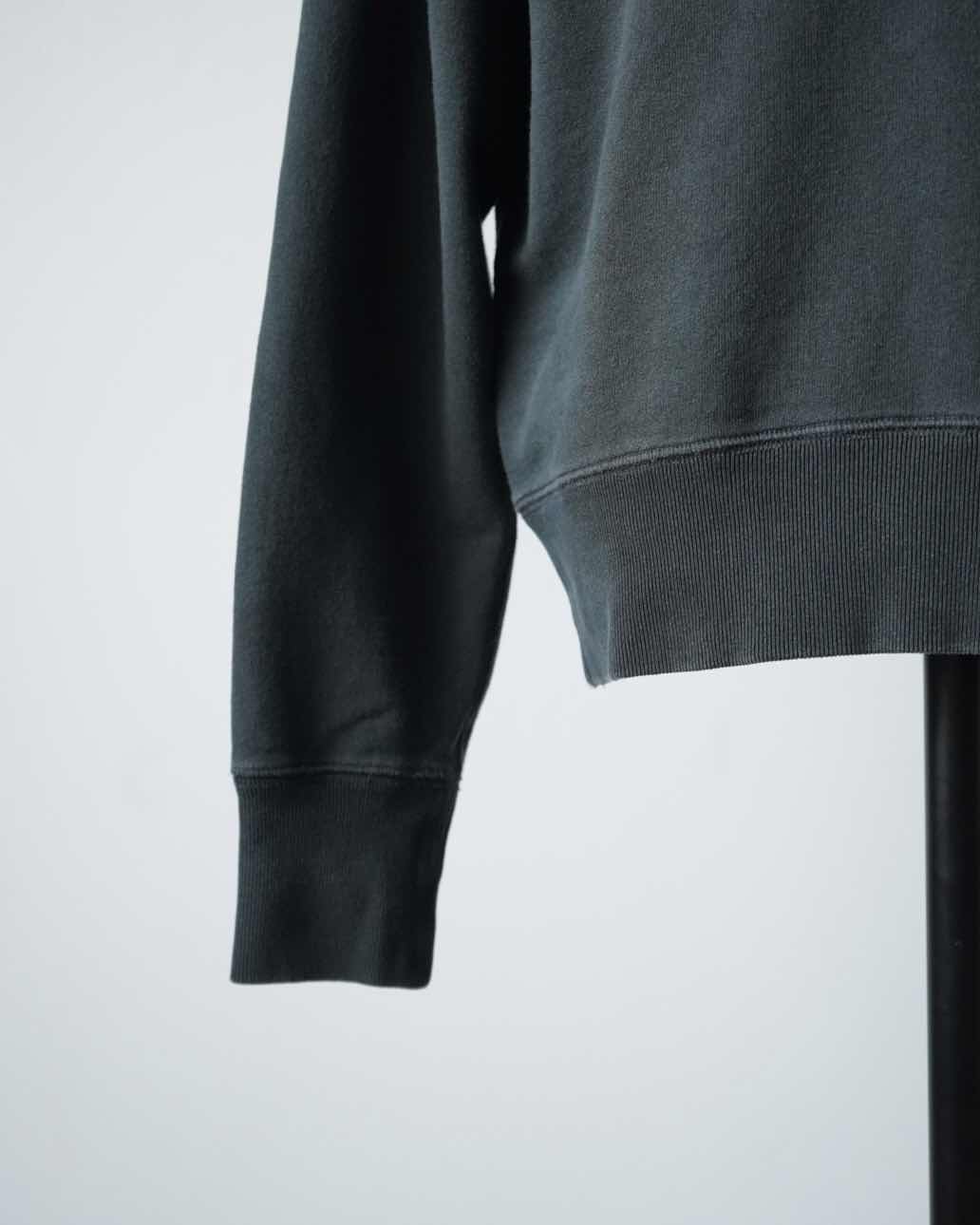 HALF ZIP SWEATSHIRT