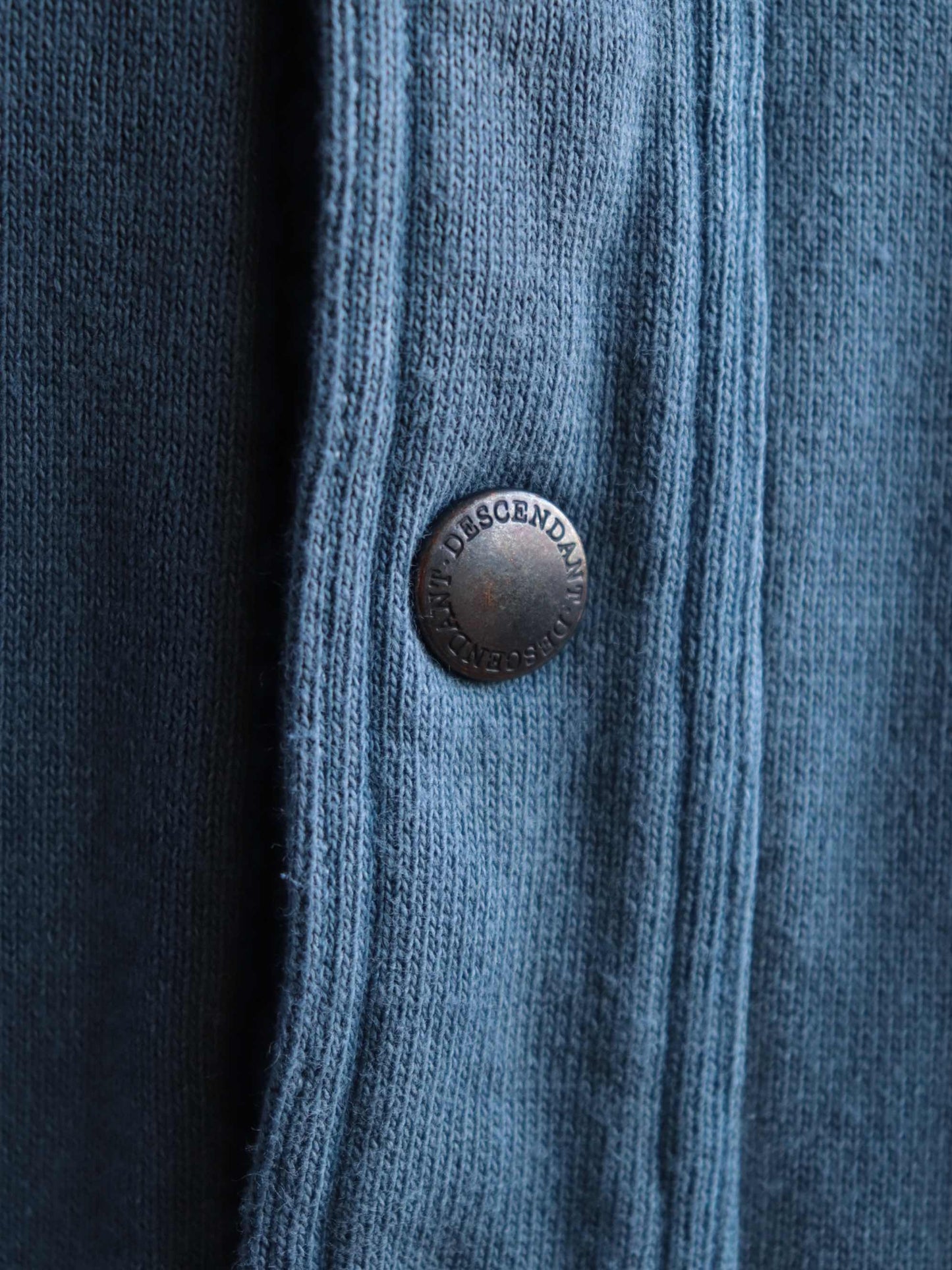 VOIL HENLEY NECK PIGMENT DYE