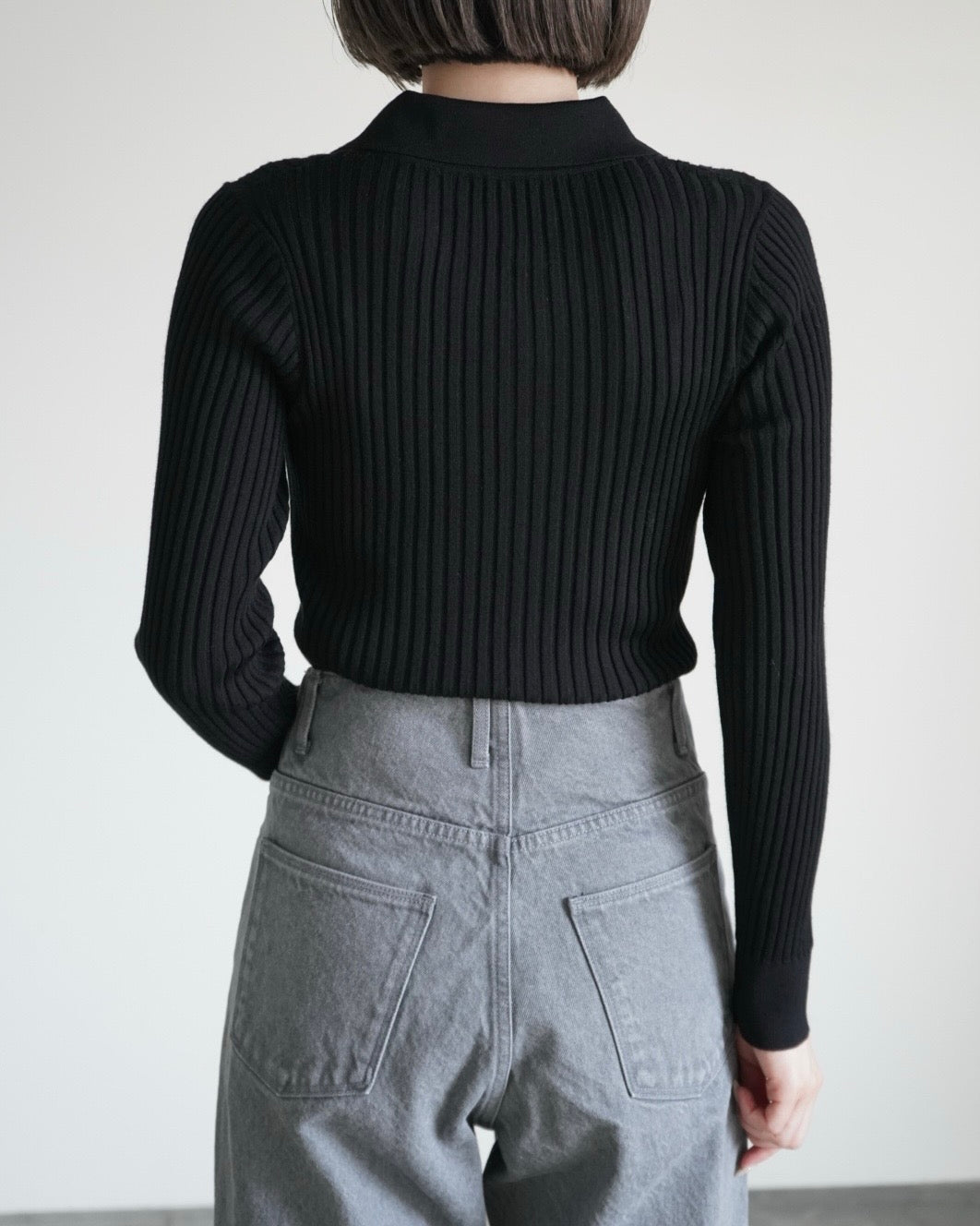 WIDE RIBBED POLO SWEATER