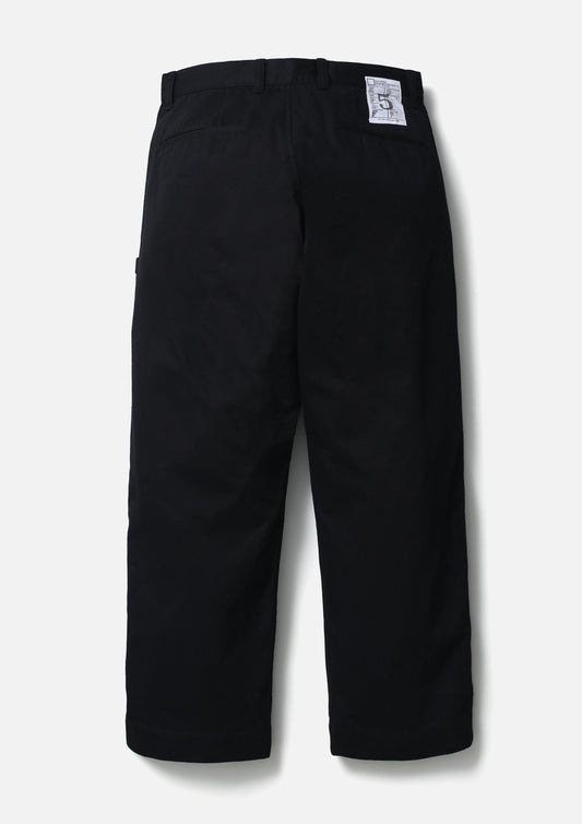 BW. TUCK PANTS