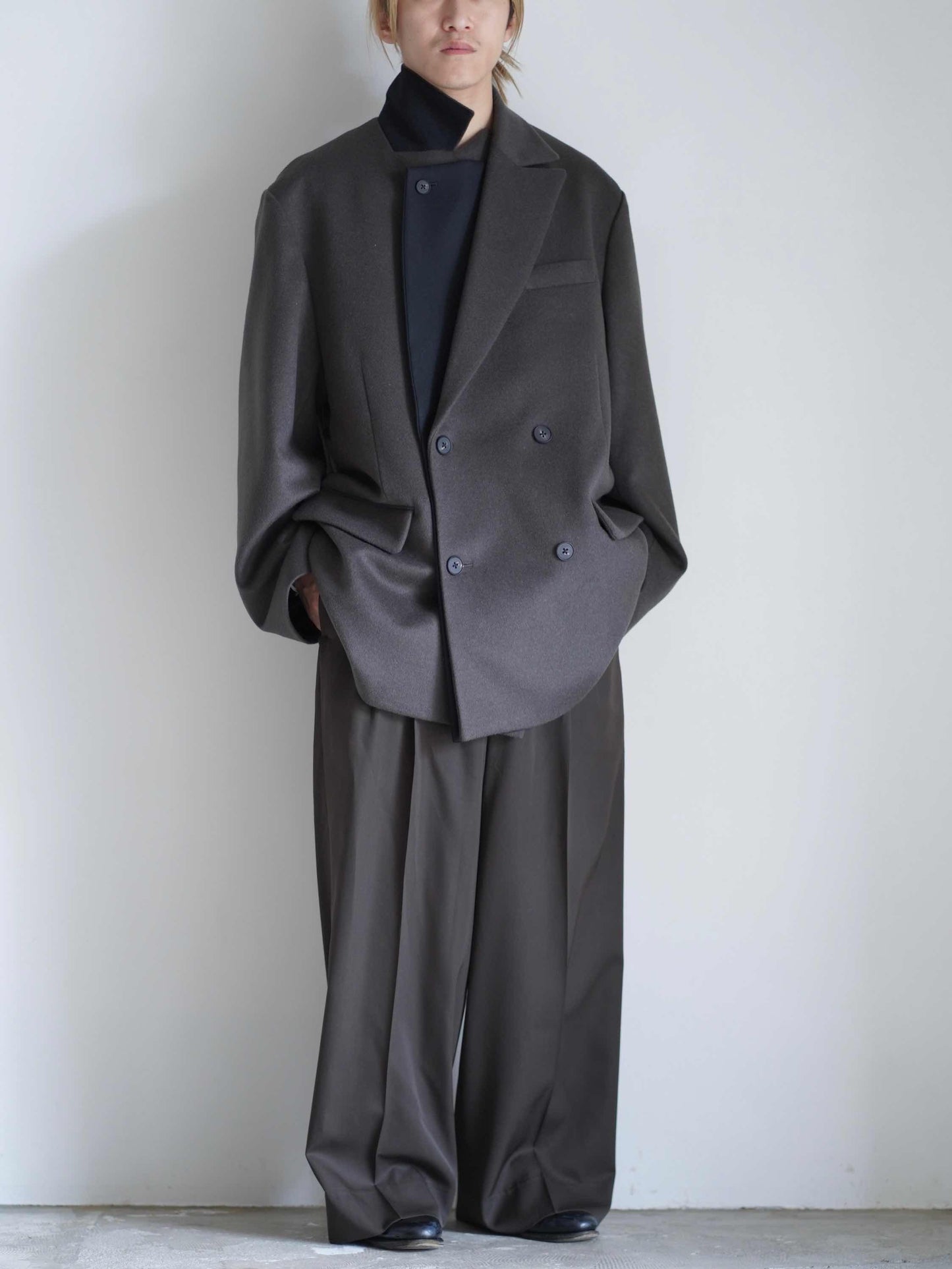 OVERSIZED DOUBLE LAPELLED JACKET