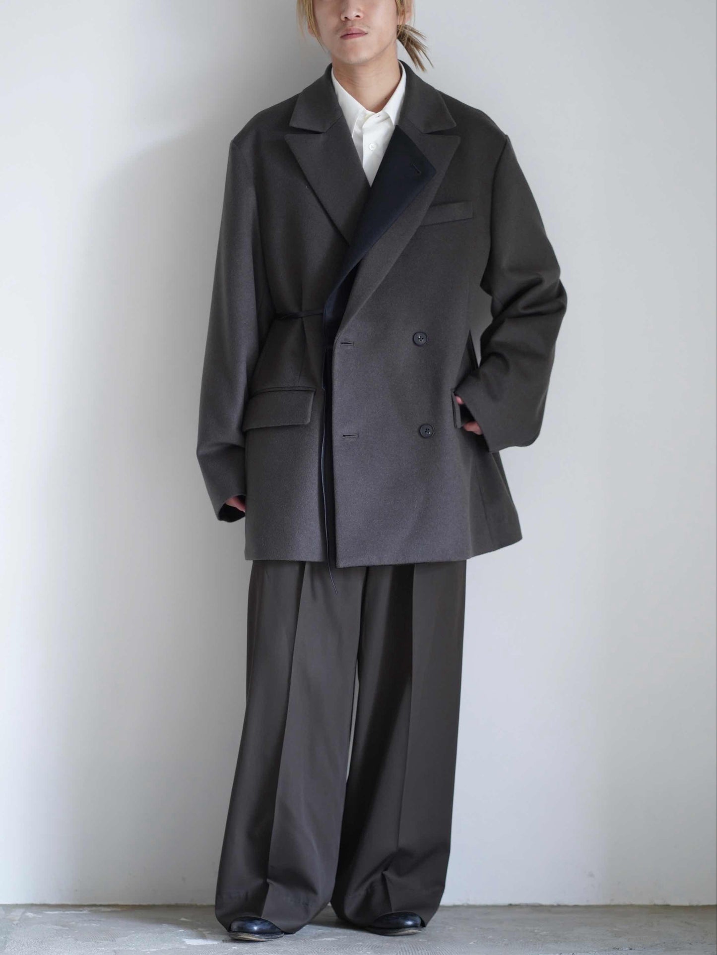 OVERSIZED DOUBLE LAPELLED JACKET