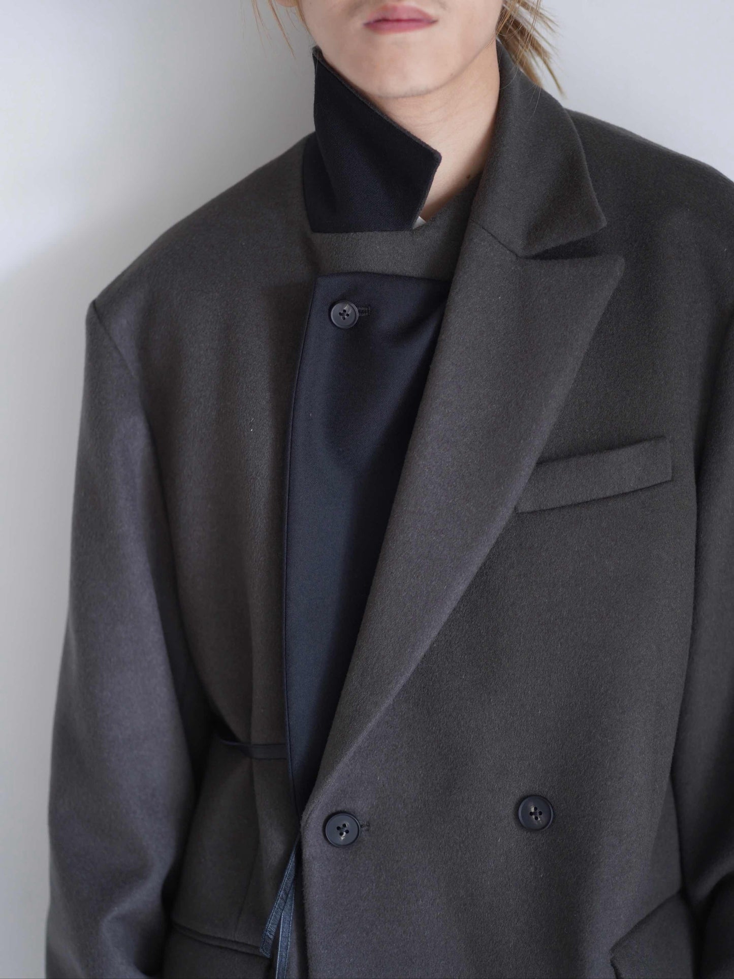 OVERSIZED DOUBLE LAPELLED JACKET