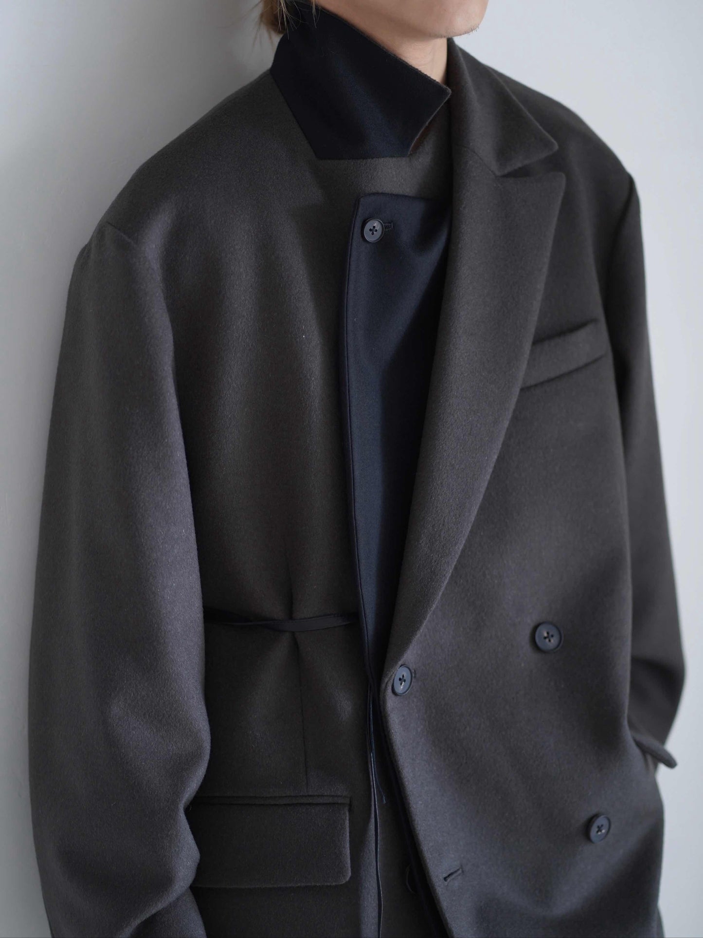 OVERSIZED DOUBLE LAPELLED JACKET