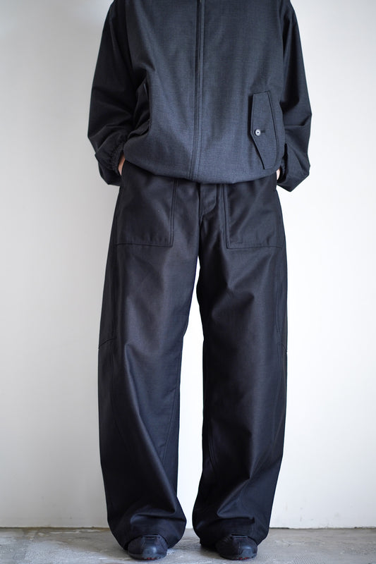 BACK SATIN BARREL-LEG PANTS 【 GENDERLESS 】