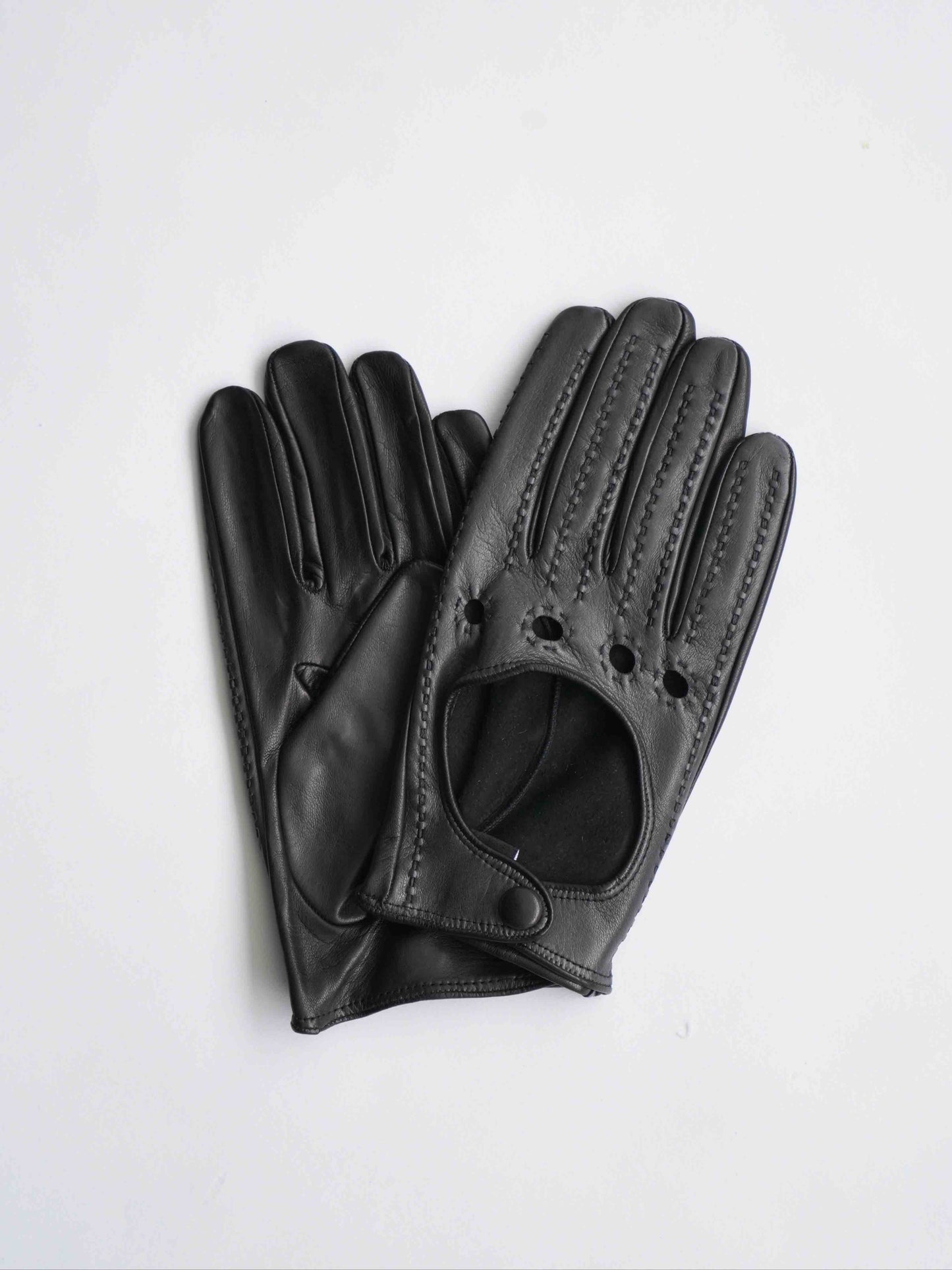DRIVING GLOVES