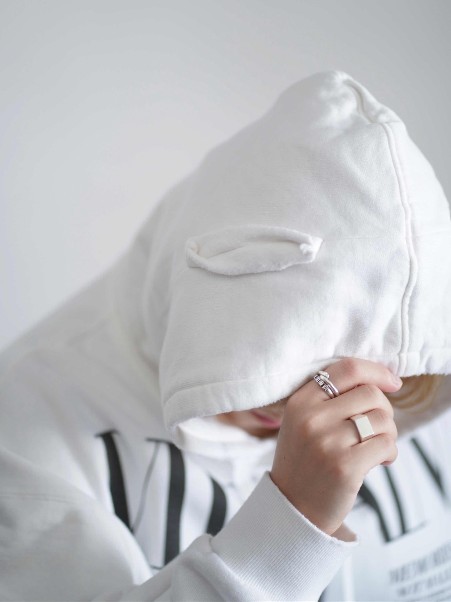 VILLAIN COVER PRINT HOODIE