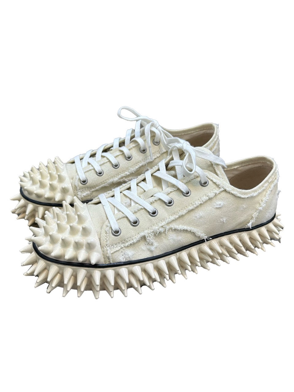 SPIKY CANVAS SNEAKER