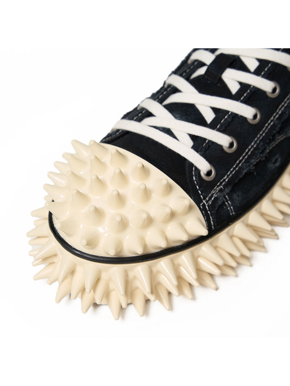 SPIKY CANVAS SNEAKER