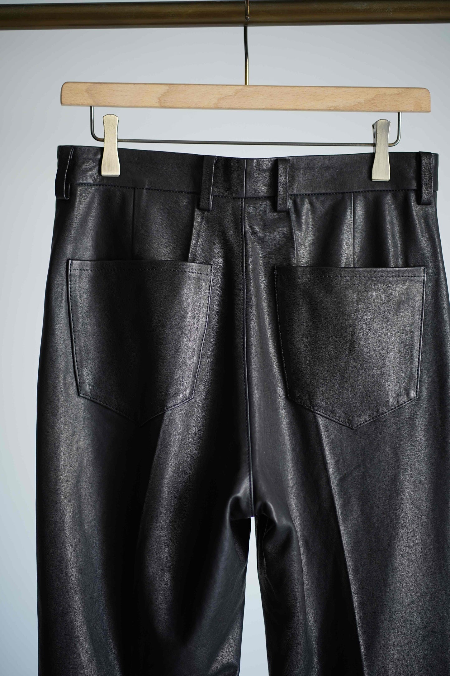 TEXTURED LAMB LEATHER PANTS