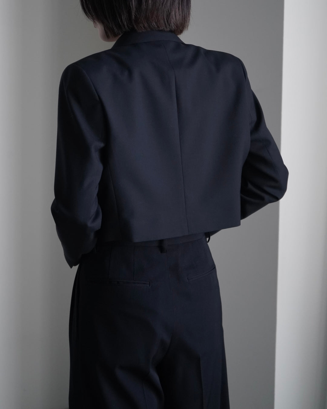 WOOL DOUBLE-BREASTED CROPPED BLAZER
