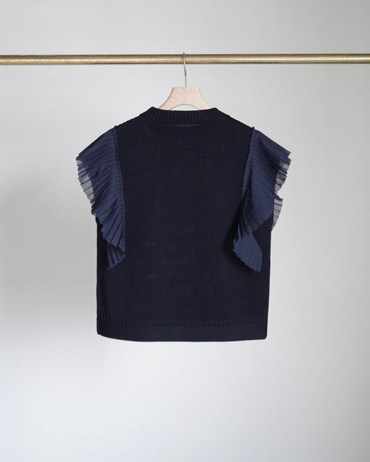 SLEEVELESS PLEATED GUERNSEY KNIT