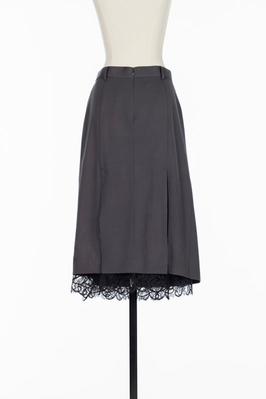 FINE WOOL PLEATED SKIRT WITH LACE TRIM