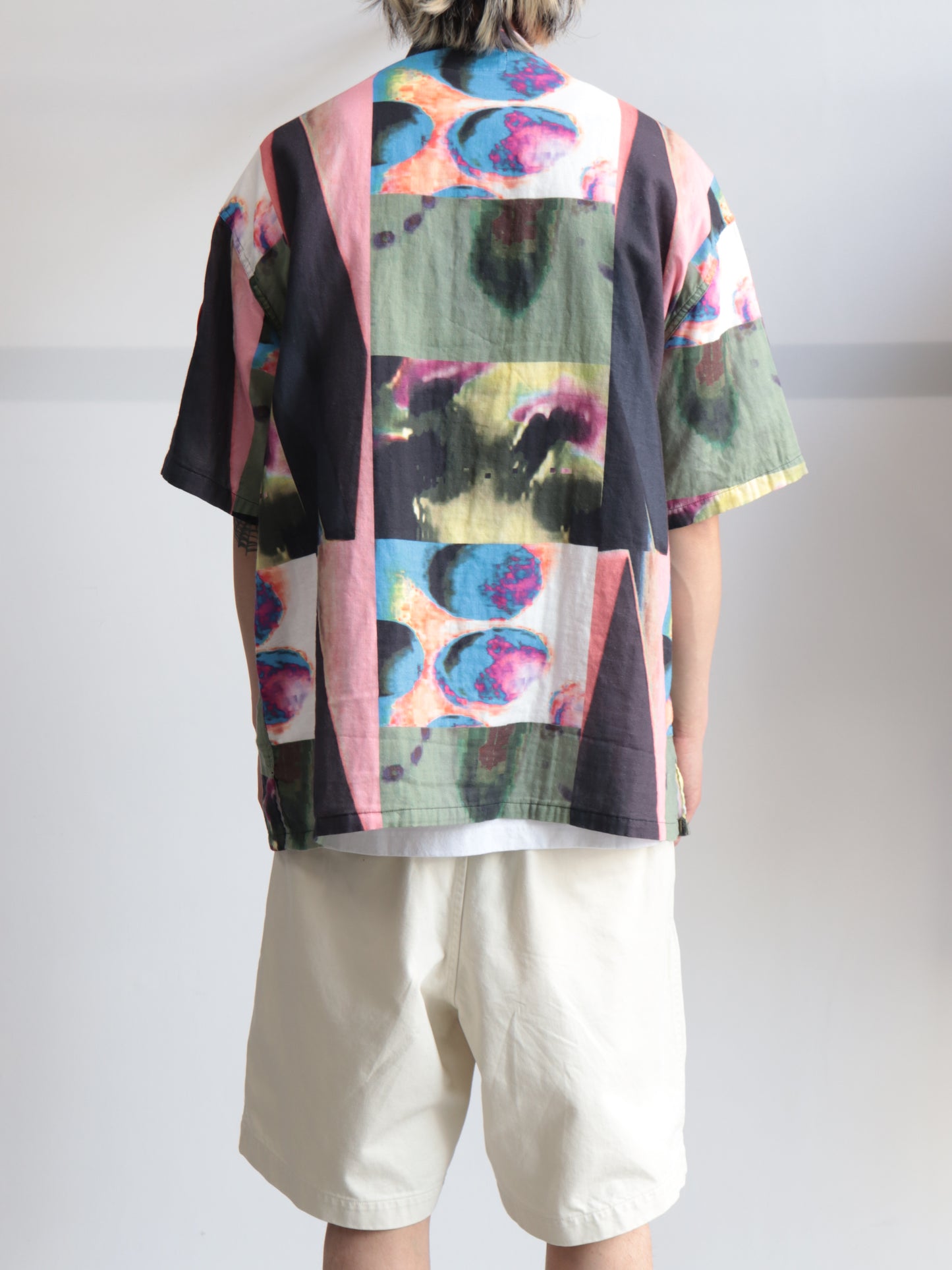 FK SequentialismStrip SHORT SLEEVE SHIRT