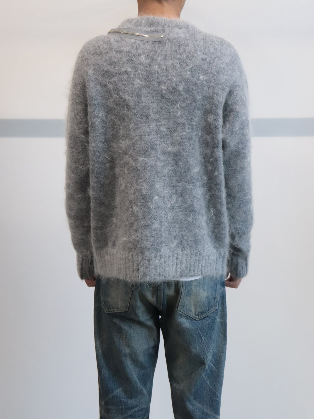 CREW NECK KNIT