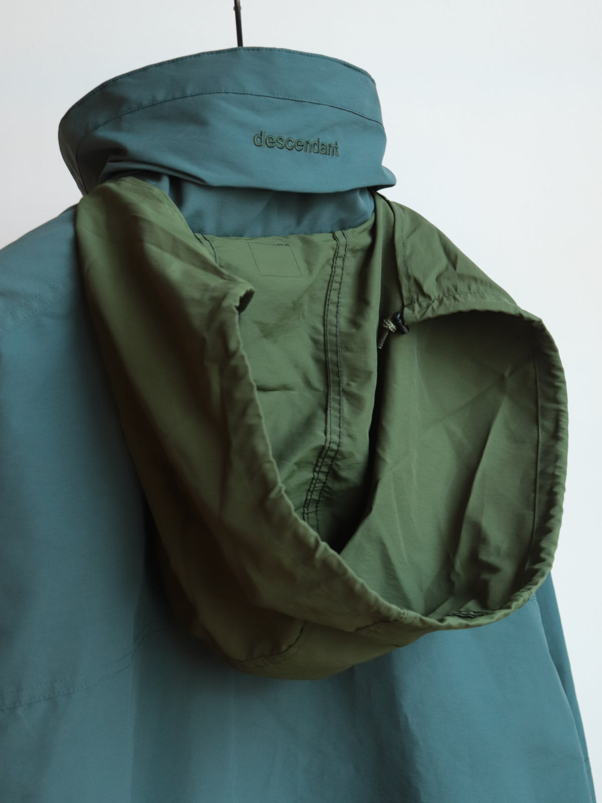 VENT NYLON JACKET