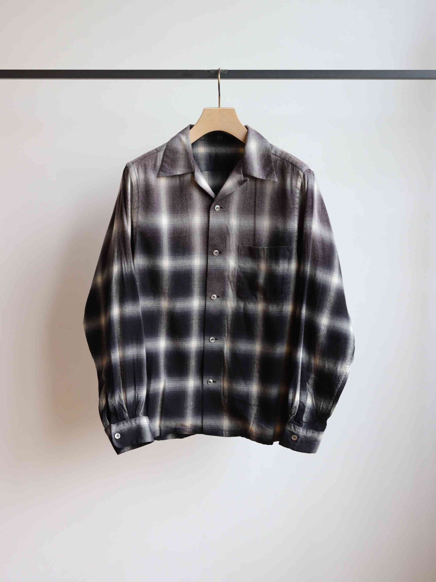 Lot.101 Open Collar Shirt