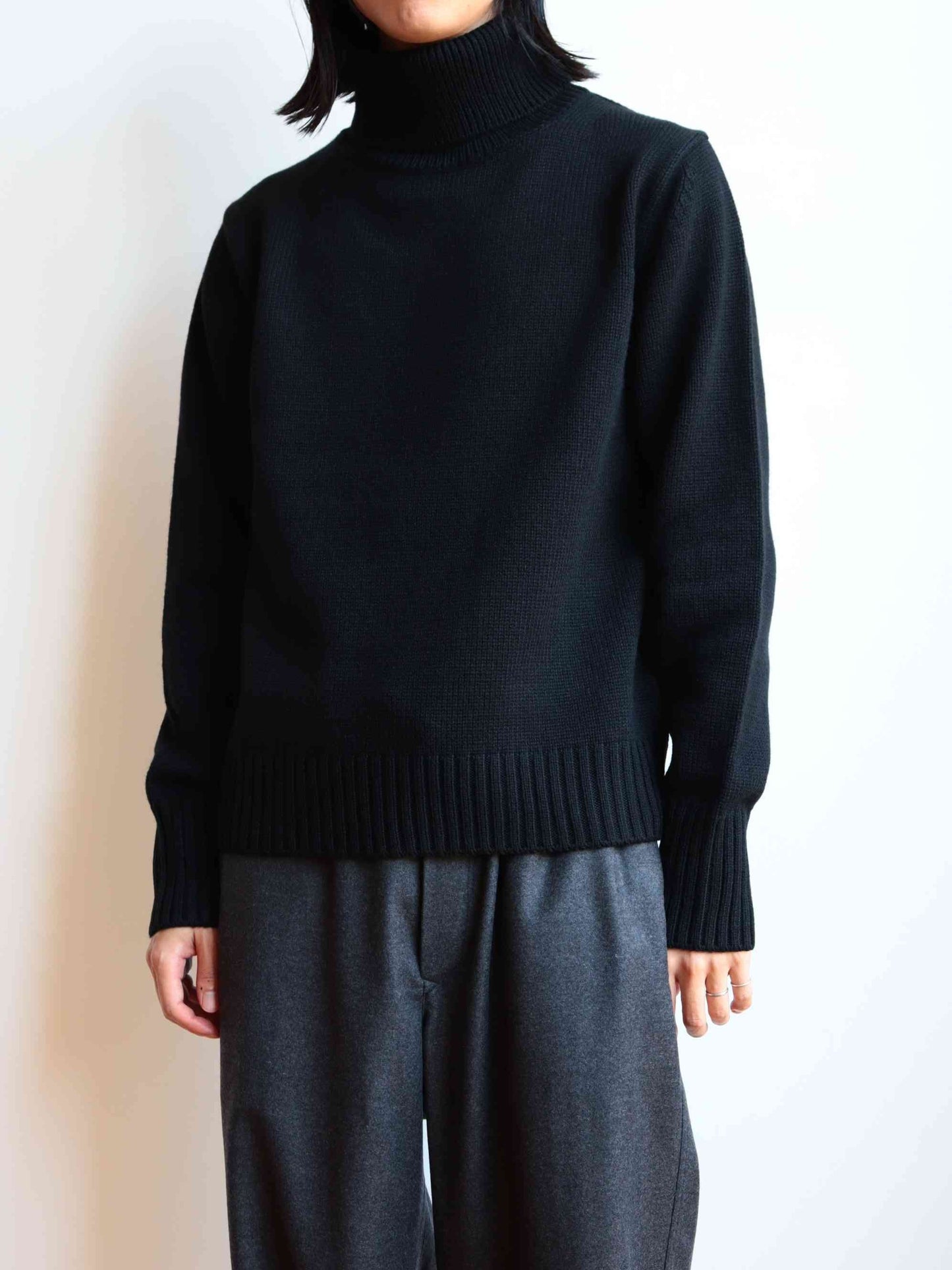 KNITWEAR001 Martin Cashmere Knit