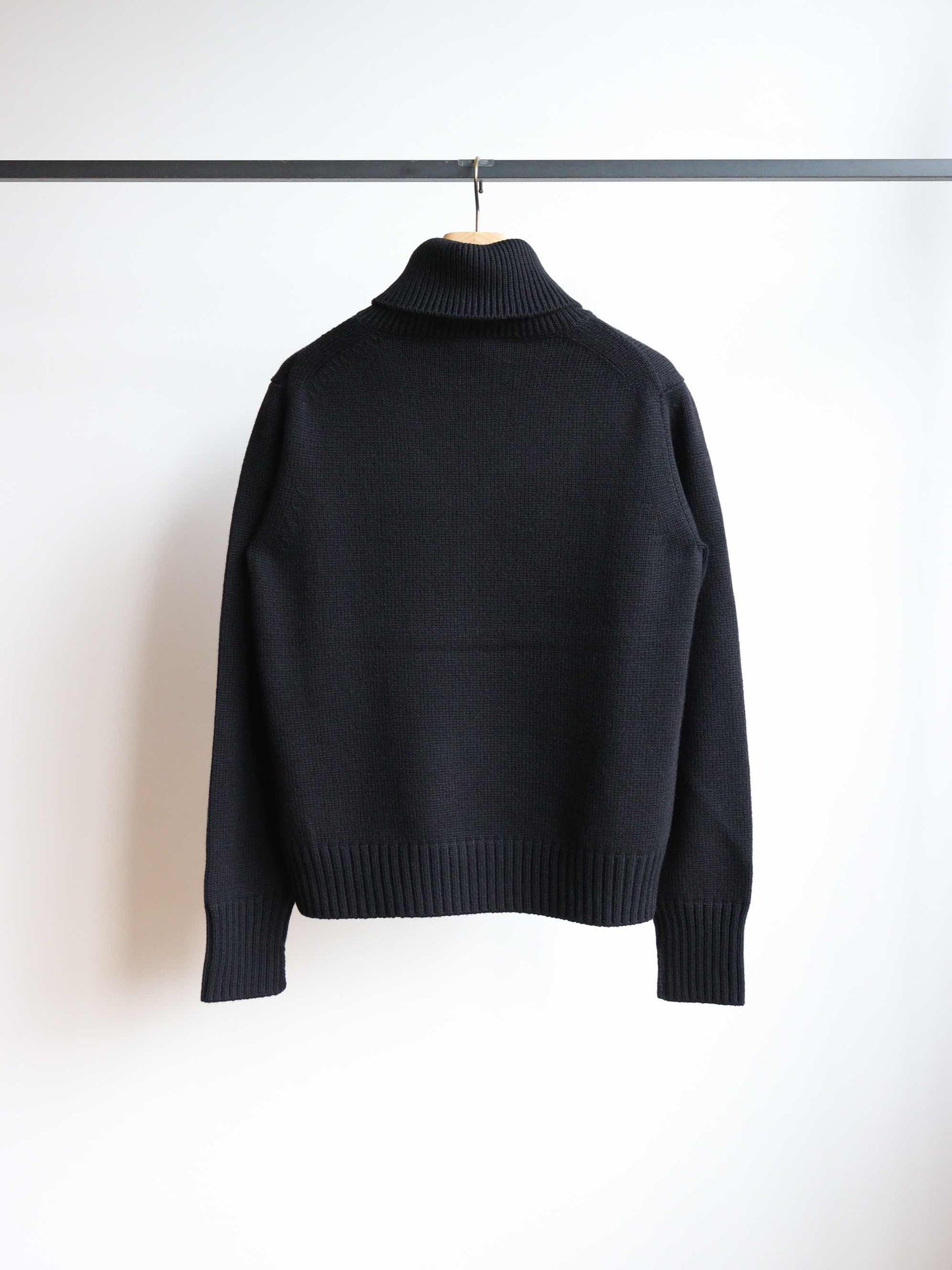 KNITWEAR001 Martin Cashmere Knit