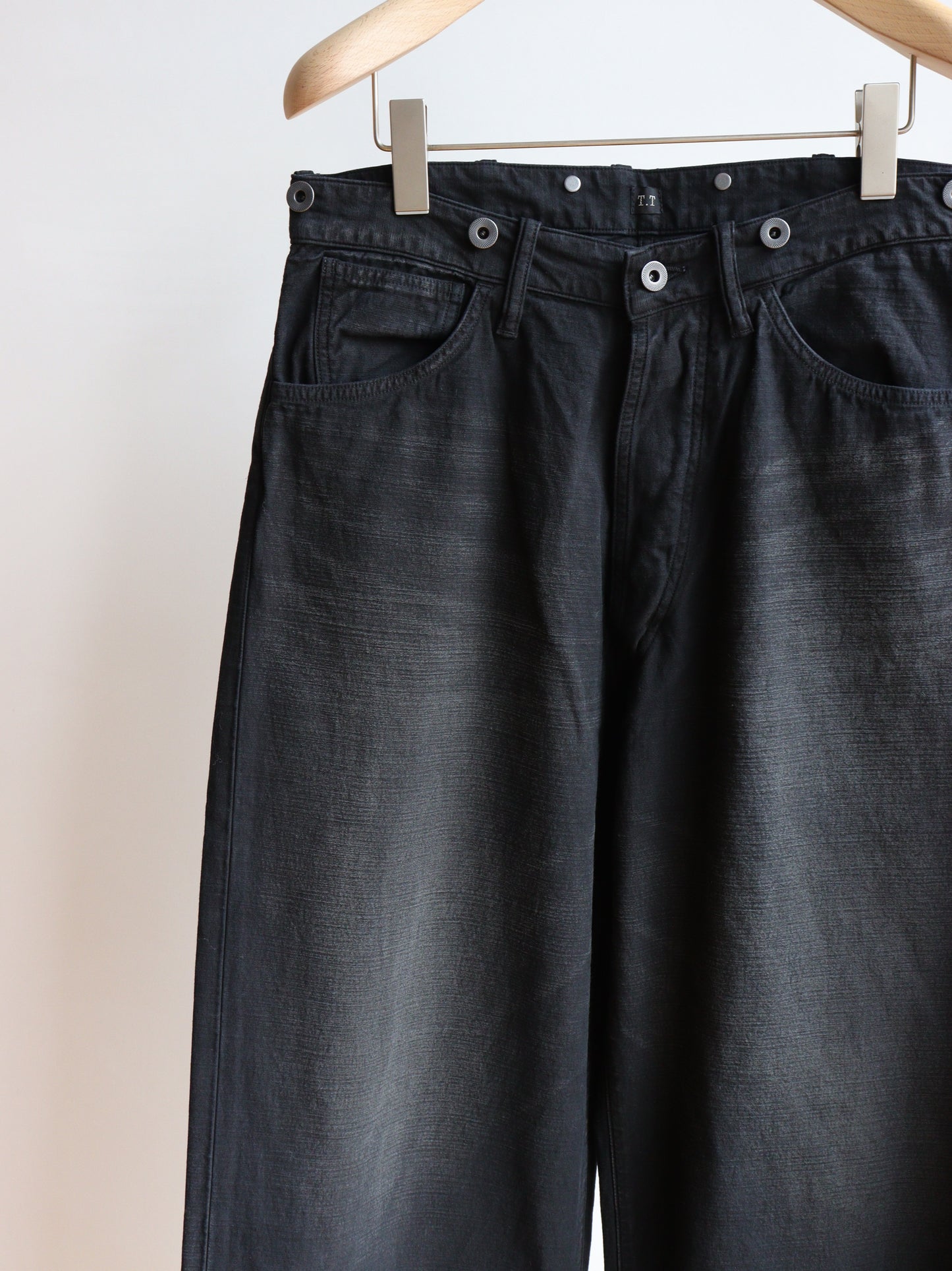 Lot.209 Buckle-Backed Trousers