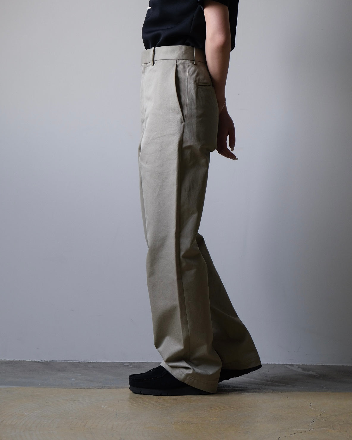 AURALEE / WASHED FINX CHINO NARROW PANTS