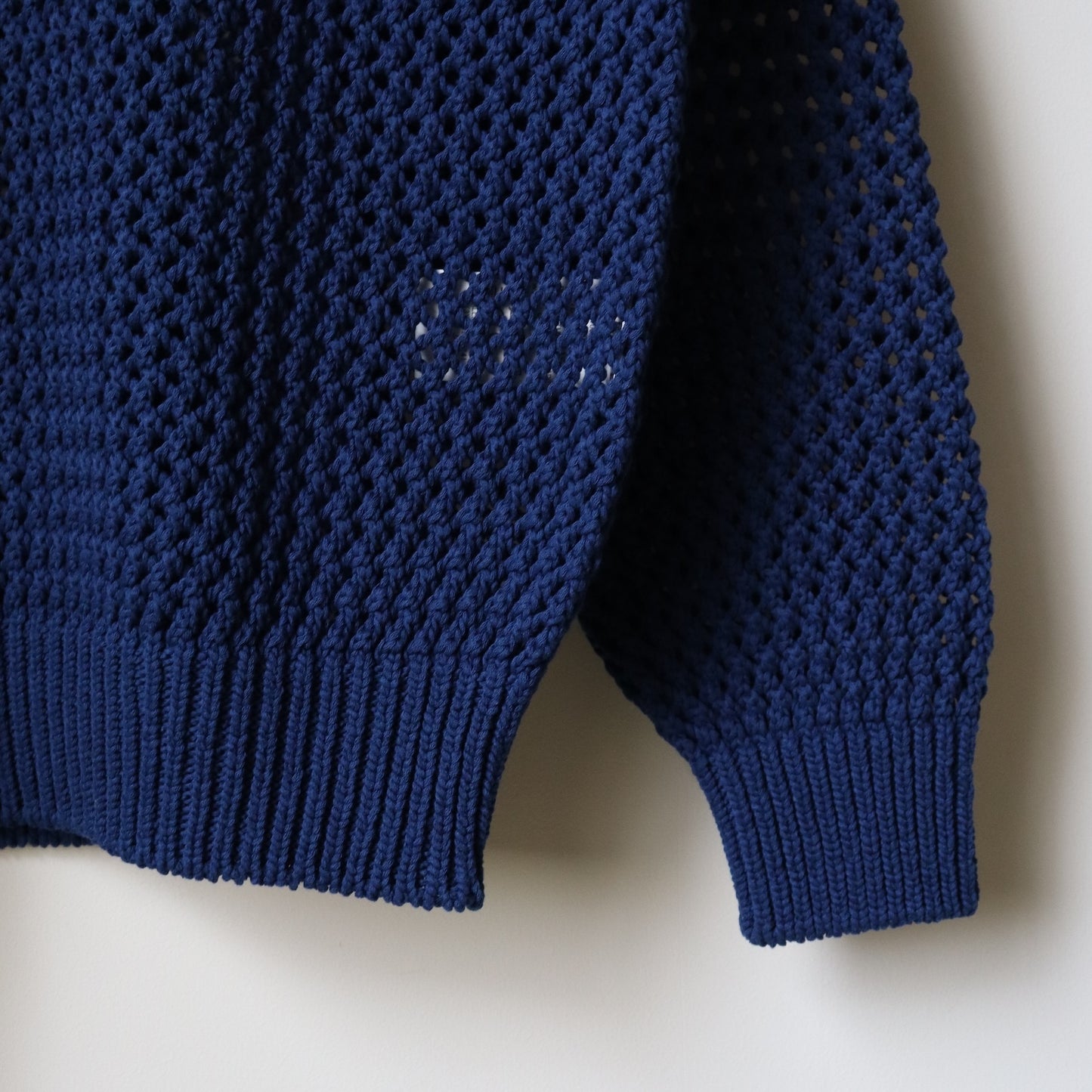 AURALEEE / COTTON LILY-YARN MESH KNIT P/O
