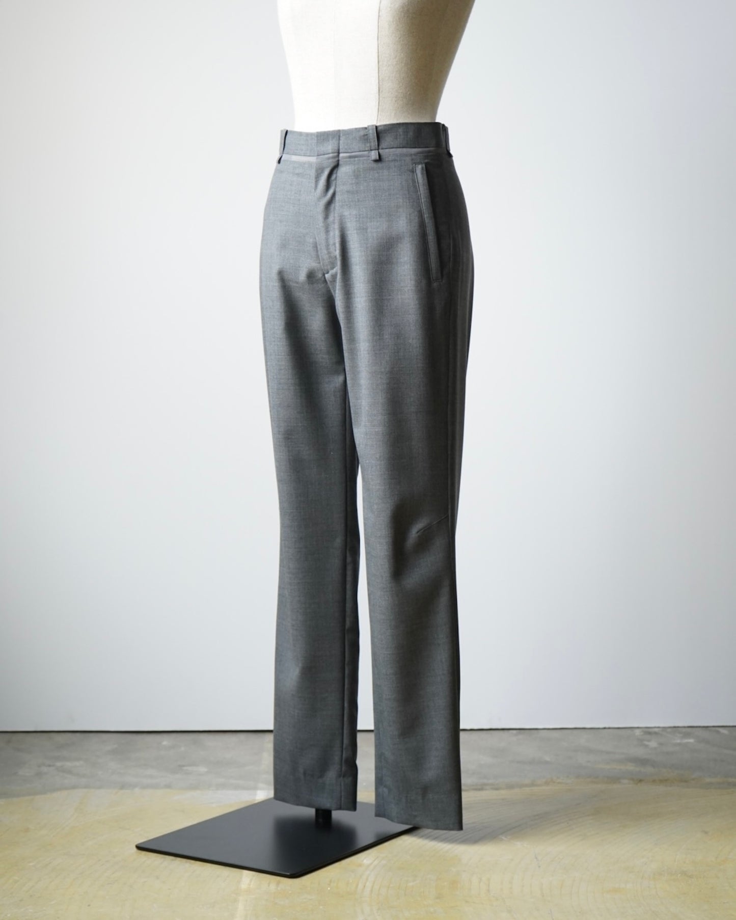 ZIPPED HEM SLACKS