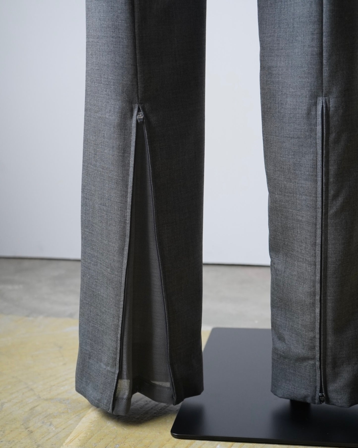 ZIPPED HEM SLACKS