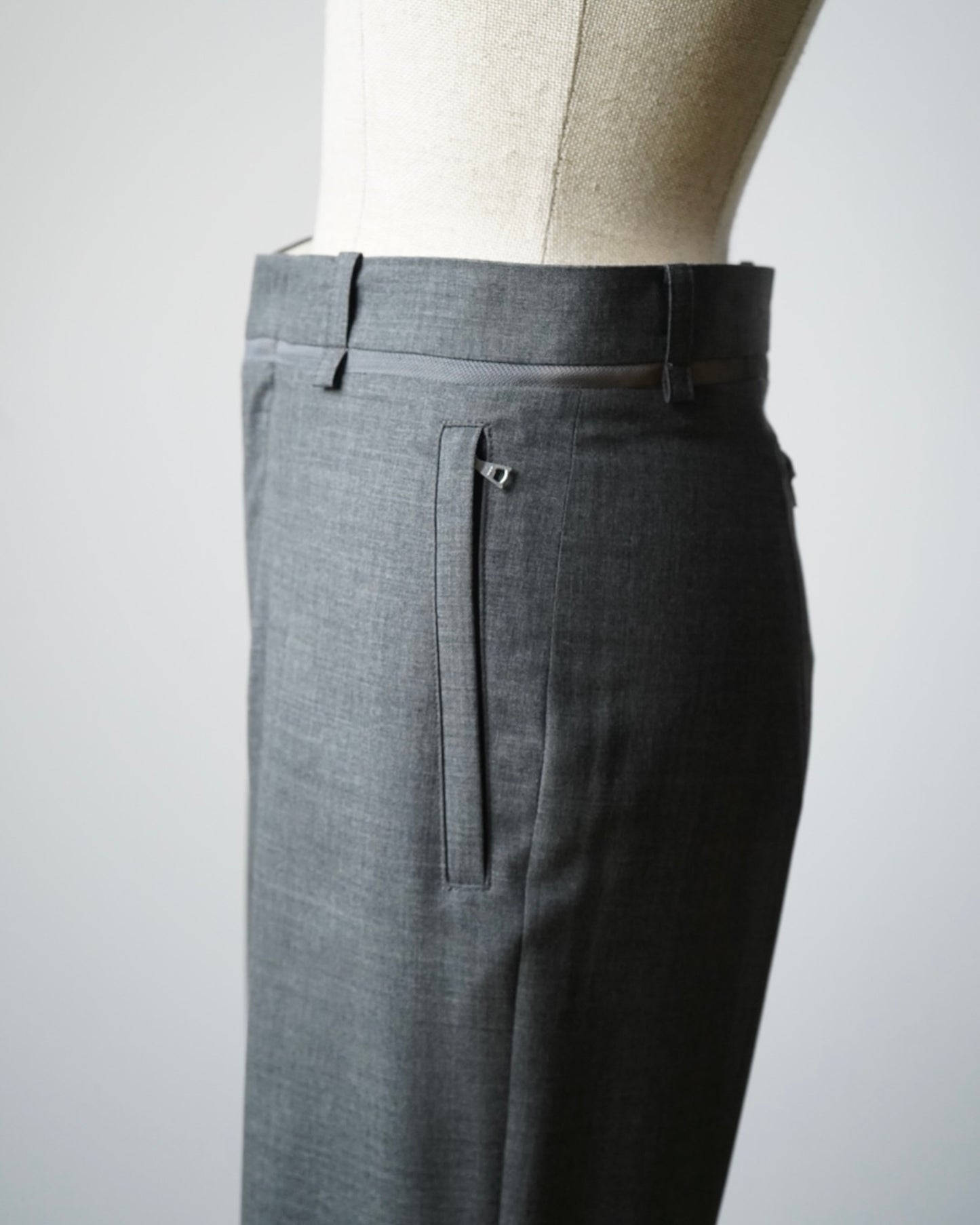ZIPPED HEM SLACKS