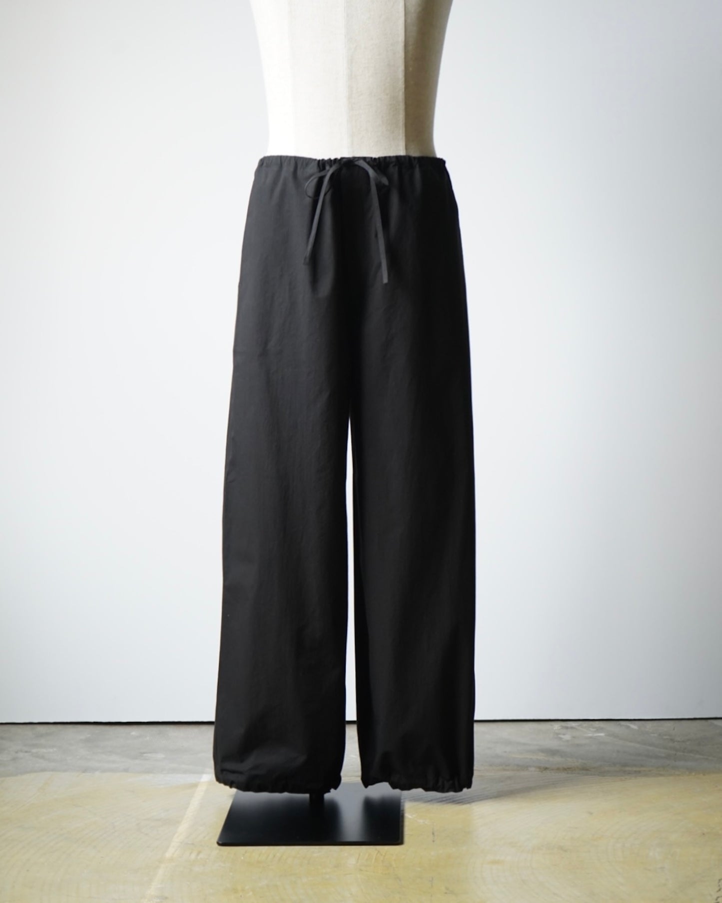 MAXI LARGE PANTS WITH DRAWS STRINGS