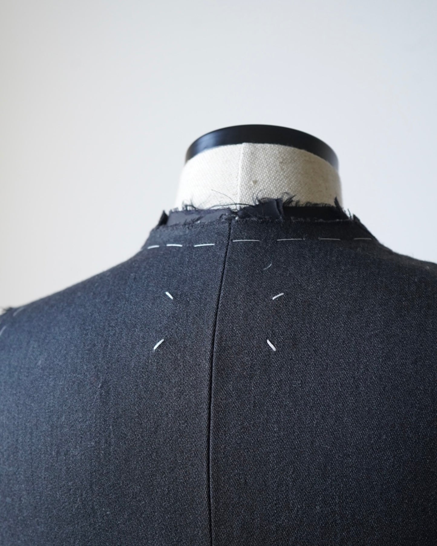 S50FB0109 SLEEVELESS WOOL JACKET