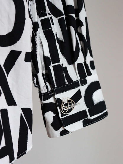 regular collar shirt