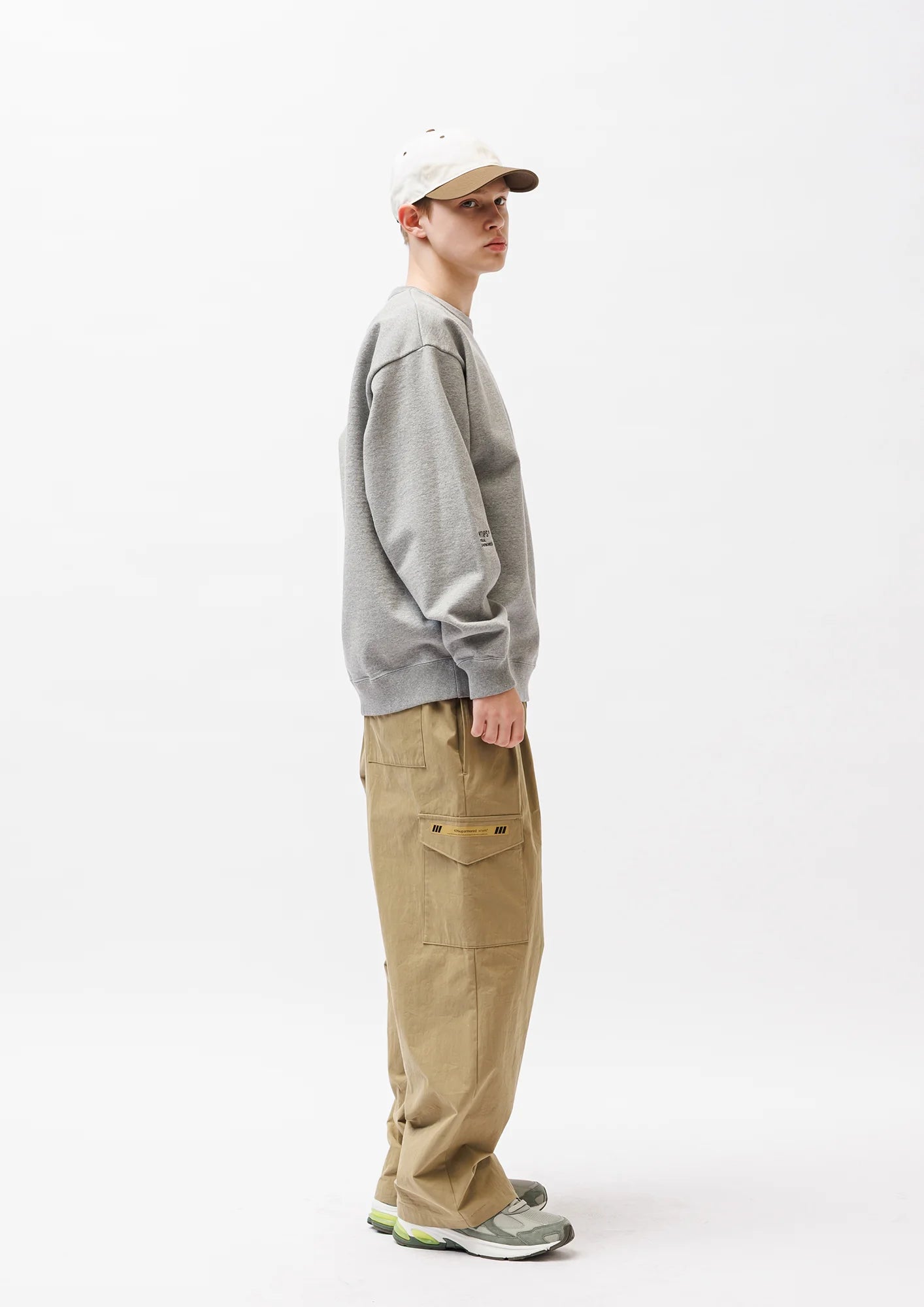 ACADEMY SWEATER