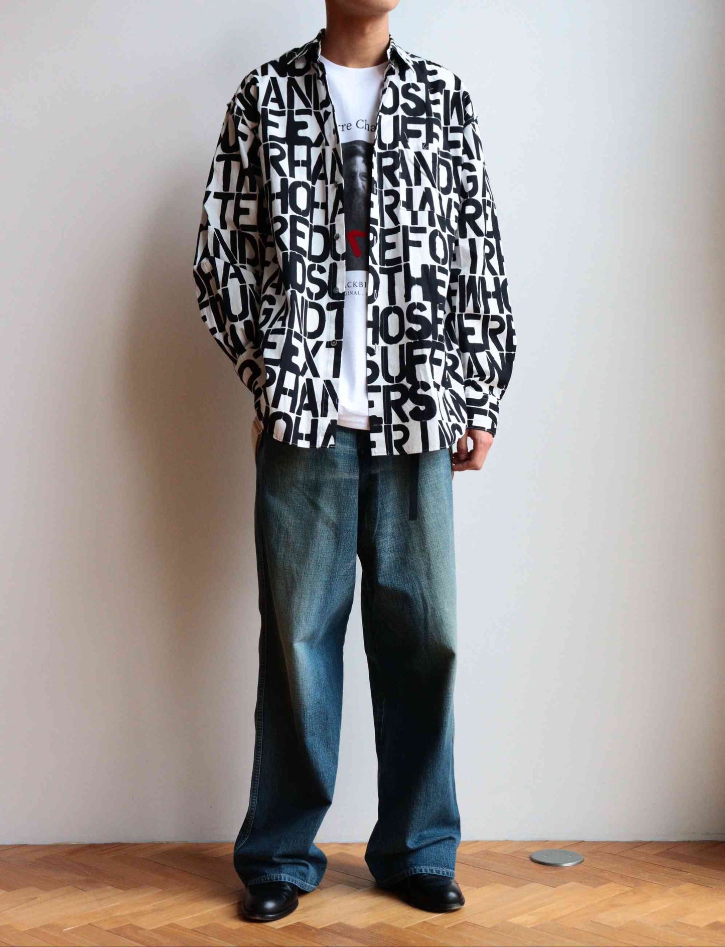 regular collar shirt