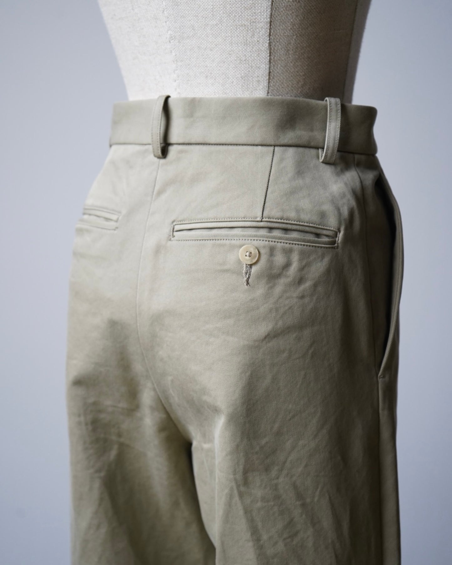 AURALEE / WASHED FINX CHINO NARROW PANTS
